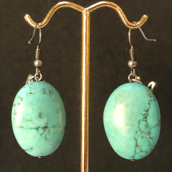 HAND CRAFTED Blue Green Faux turquoise earring and silver tone mad bunny charms - Picture 6 of 9